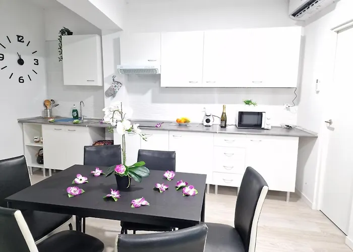301, 2 Bedrooms, Near Playa De Americas & Free Wifi Semesterbostad Playa de las Americas (Tenerife)
