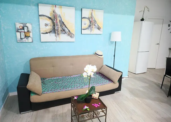 Semesterbostad 301, 2 Bedrooms, Near Playa De Americas & Free Wifi Playa de las Americas (Tenerife)