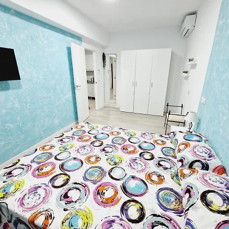 301, 2 Bedrooms, Near Playa De Americas & Free Wifi Prázdninový dům