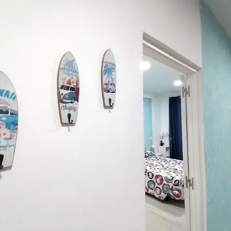 Ferienhaus 301, 2 Bedrooms, Near Playa De Americas & Free Wifi *